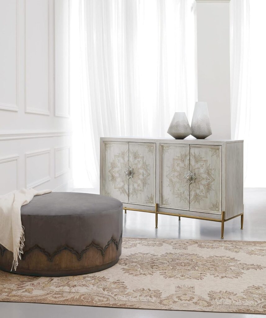 Hooker Furniture Living Room Melange Delilah Accent Chest